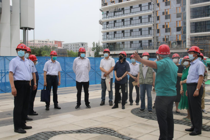 弘扬优秀企业家精神—青岛市文联组织文艺骨干走进青岛一建集团有限